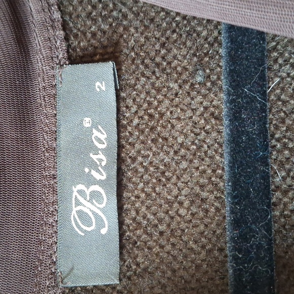 Bisa - Picture 2 of 6